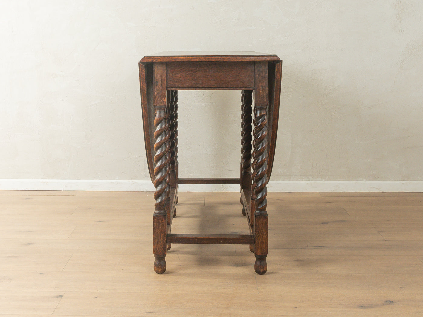 1920s gateleg dining table