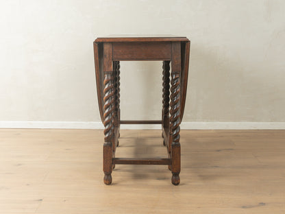 1920s gateleg dining table