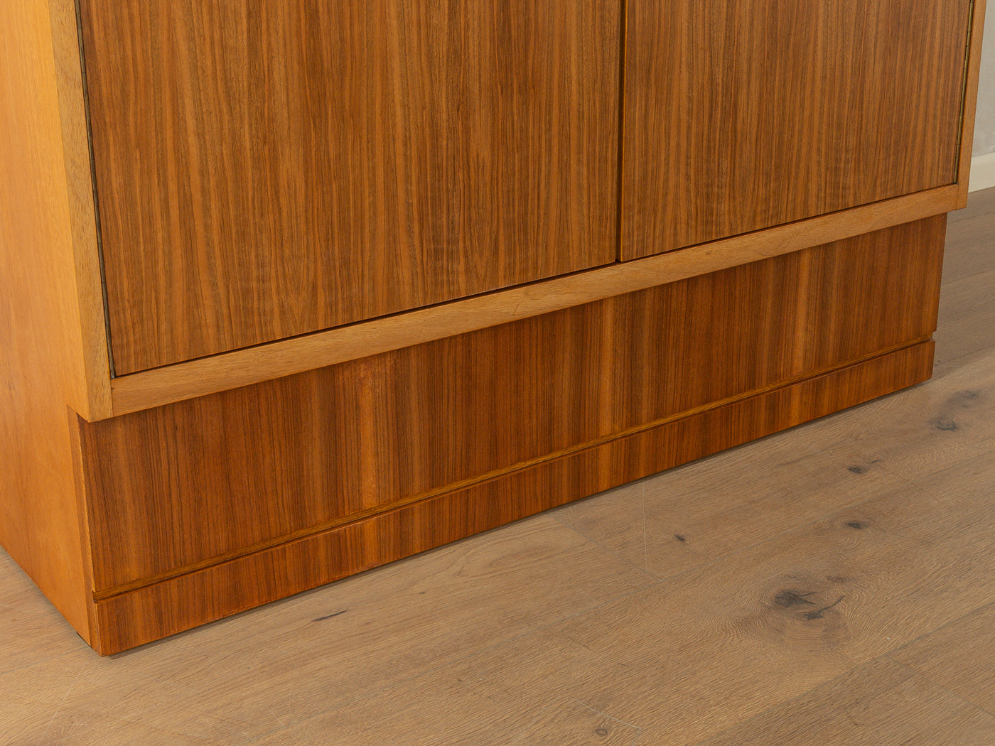 1950er Jahre Kleiderschrank