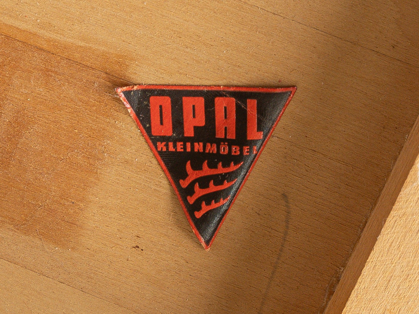 1950er Jahre Stummer Diener, Opal Möbel