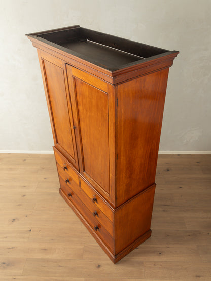 1840er Jahre Linen Press Wäscheschrank