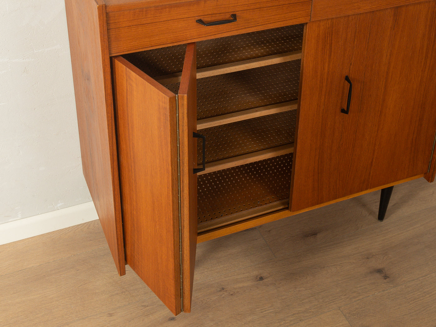 1960er Jahre Schuhschrank