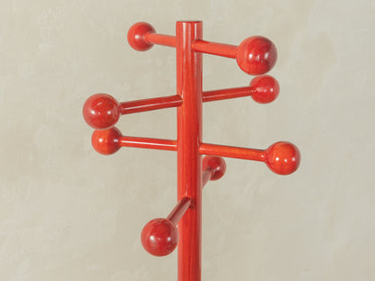 Postmoderner Garderobenständer