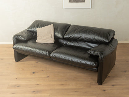 675 MARALUNGA Sofa, Vico Magistretti, Cassina