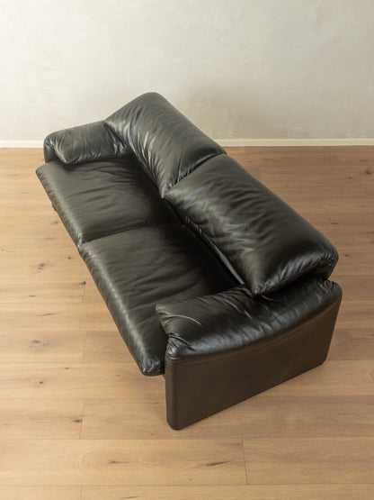 675 MARALUNGA Sofa, Vico Magistretti, Cassina