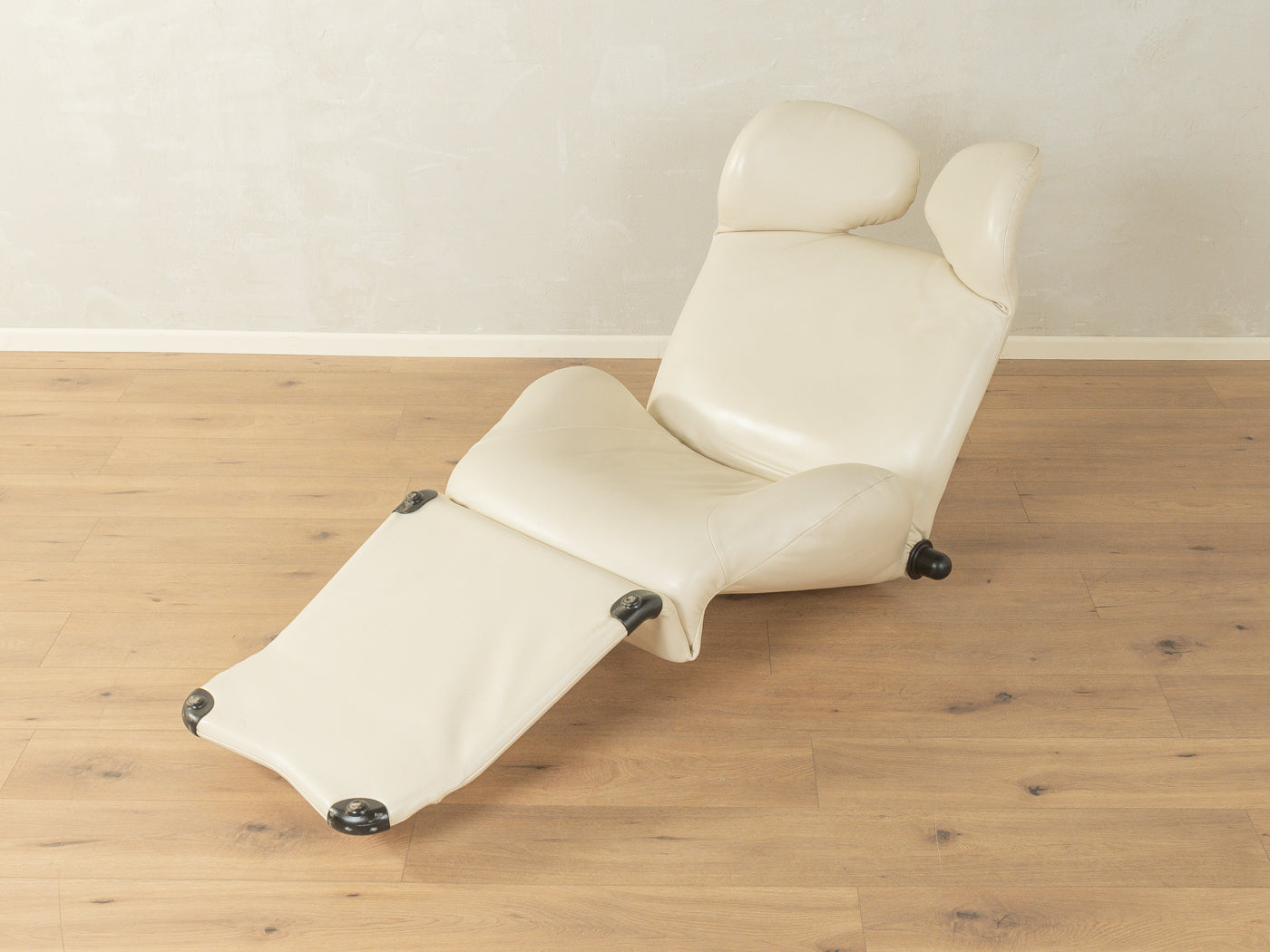 WINK armchair, Toshiyuki Kita, Cassina – MCF Select