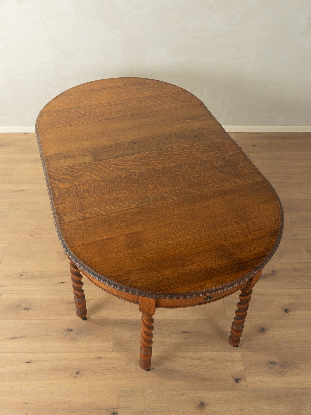 Victorian dining table, circa 1840 – MCF Select