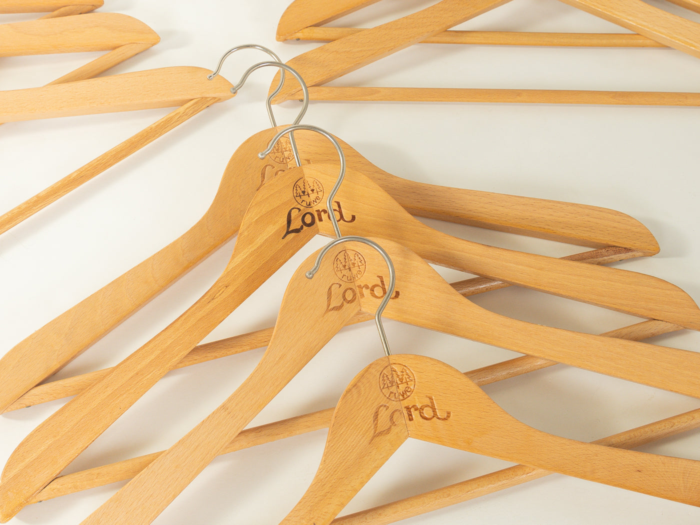 1960s Clothes hangers, Lord