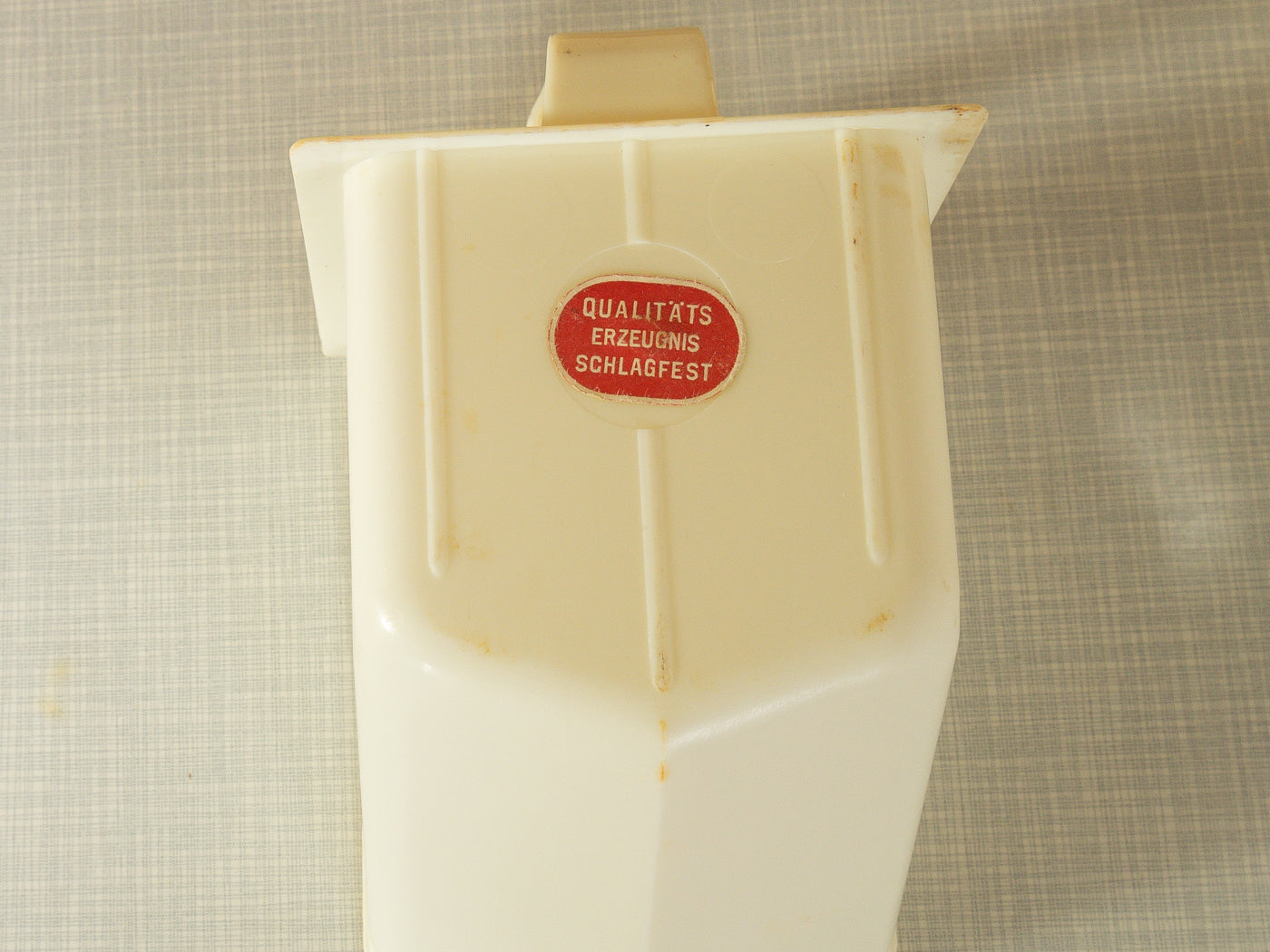 Zauberhafter Küchenschrank