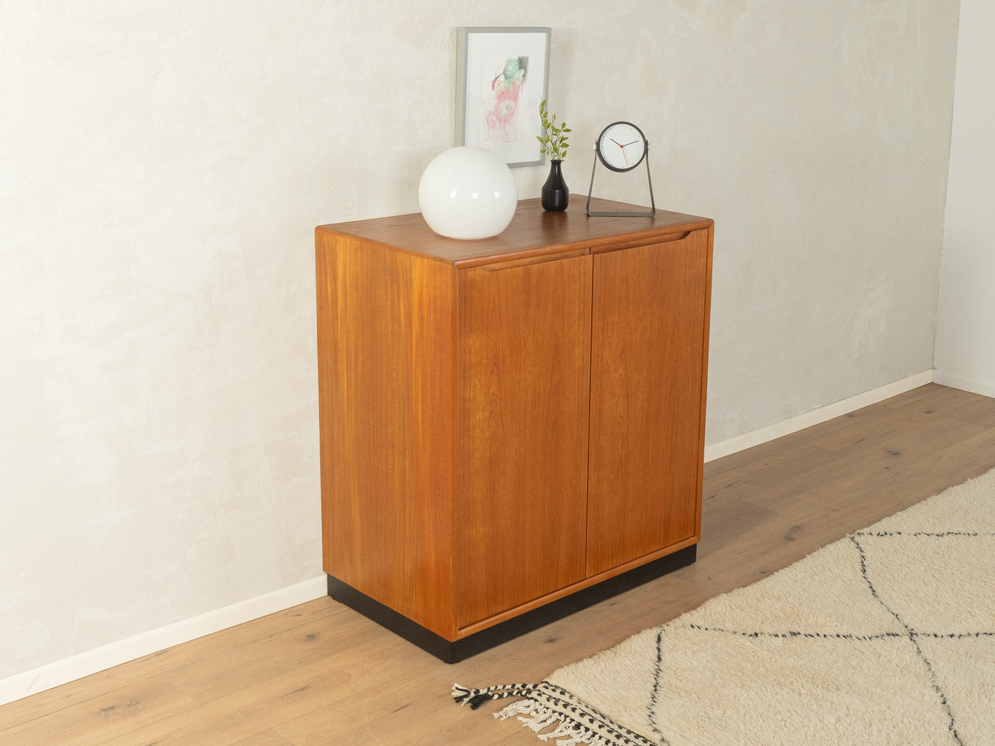 1960er Jahre TV-Kommode