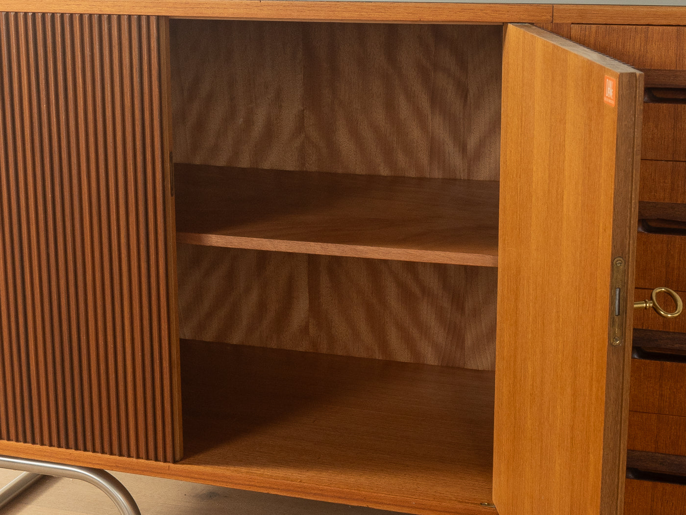 Exclusive Sideboard, DeWe