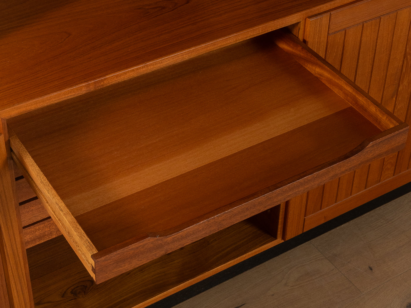 1960s chest of drawers, Poul Hundevad – MCF Select
