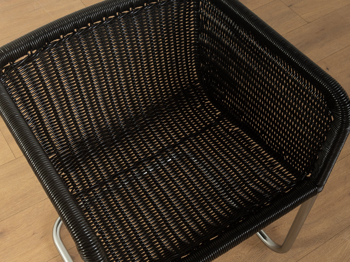 Eleganter Freischwinger im Bauhaus-Stil - Bild 10