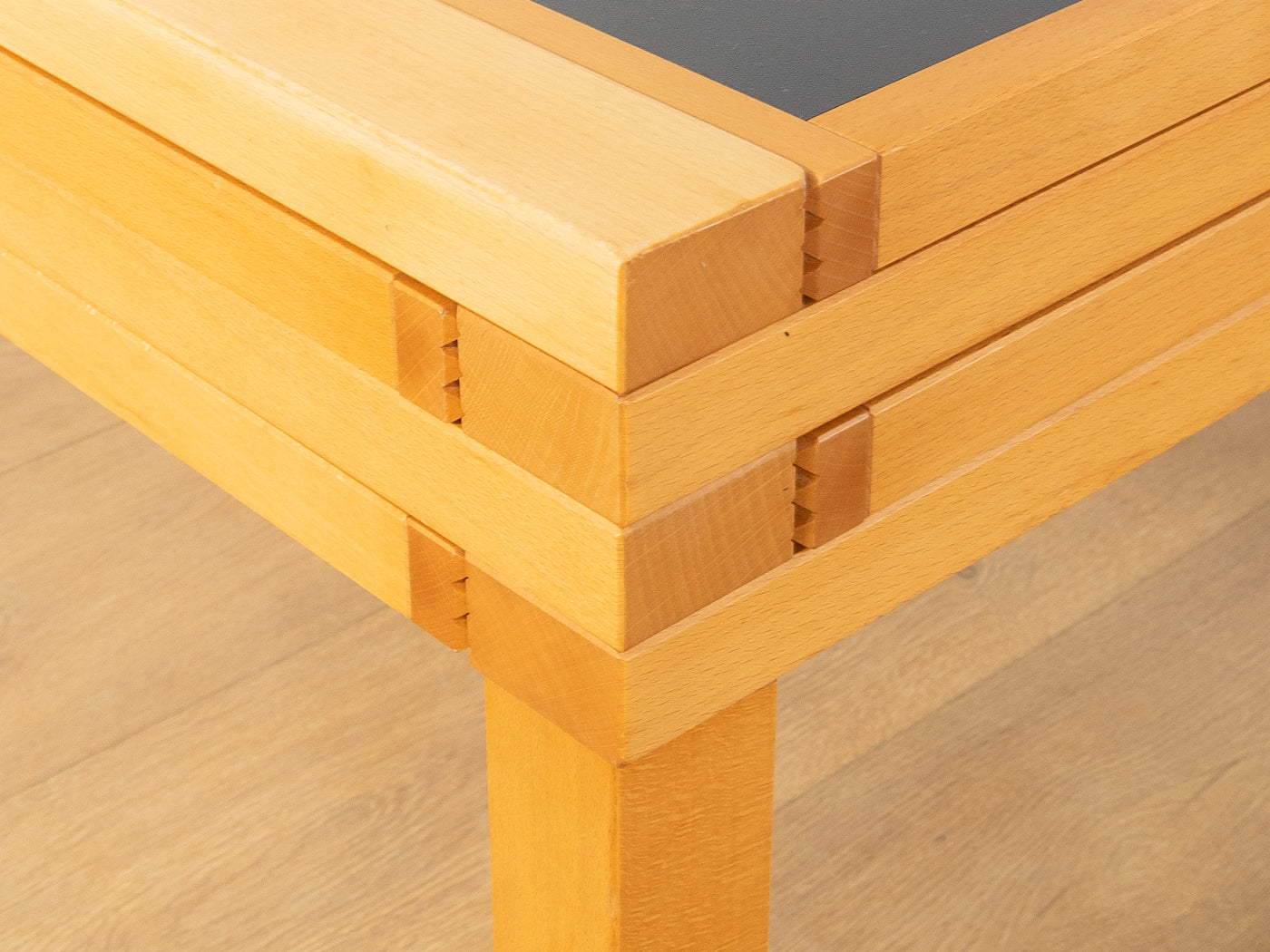 HEXA Couchtisch, Bernard Vuarnesson, Bellato