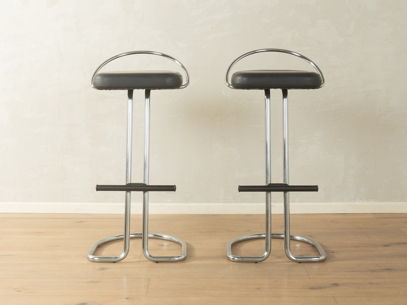 Barhocker-Set im Bauhaus-Stil - Bild 1