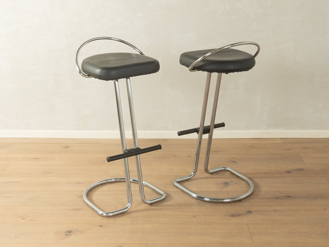 Barhocker-Set im Bauhaus-Stil - Bild 2