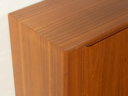 1960s dresser
