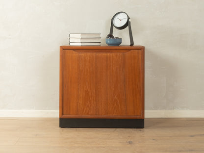 1960s chest of drawers