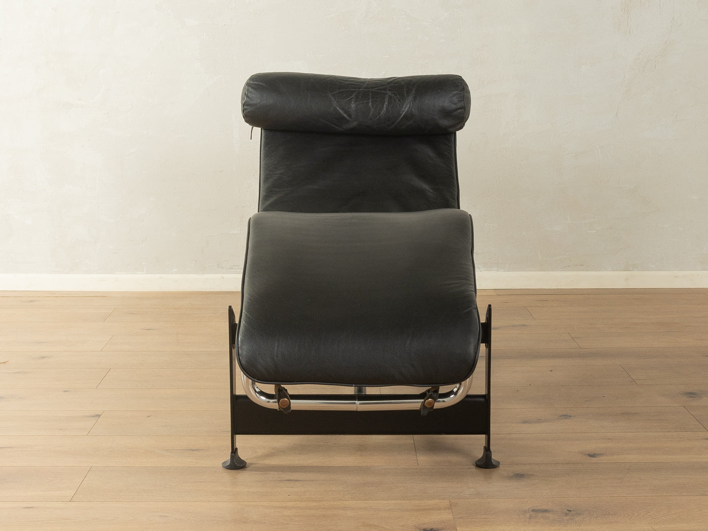 LC4 Chaiselongue, Le Corbusier, Cassina
