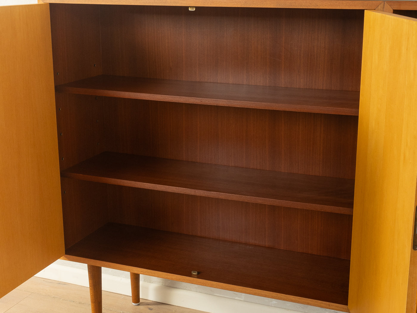 1950er Jahre Highboard, WK Möbel