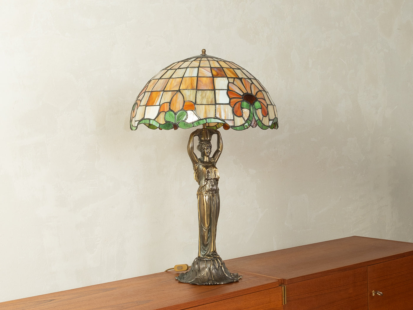 Art Nouveau Tiffany table lamp