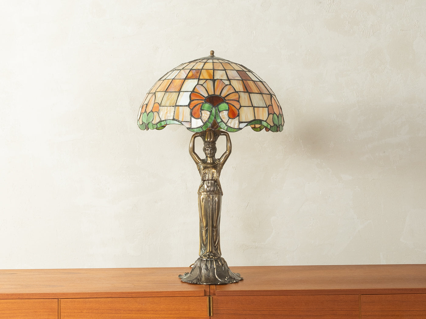 Art Nouveau Tiffany table lamp