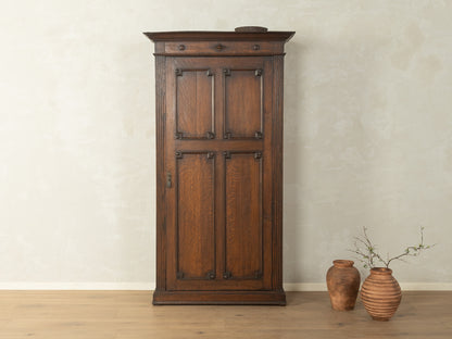 Antiker Eichenholz-Schrank mit Kassettenfronten - Bild 2