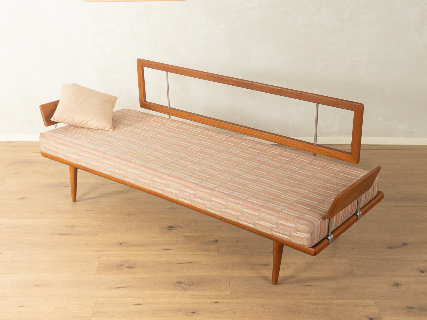 Minerva Sofa, Peter Hvidt, France & Daverkosen