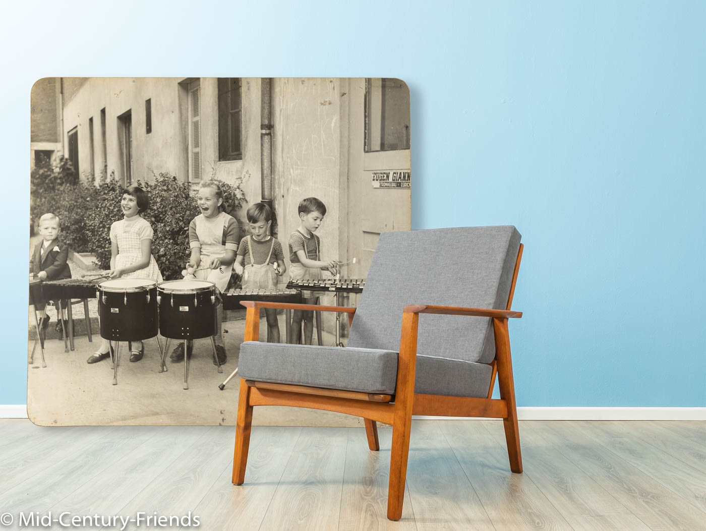 Drumming Kids, 1940er S/W Aufnahme auf schwerer Holztafel, 111 x 101 cm