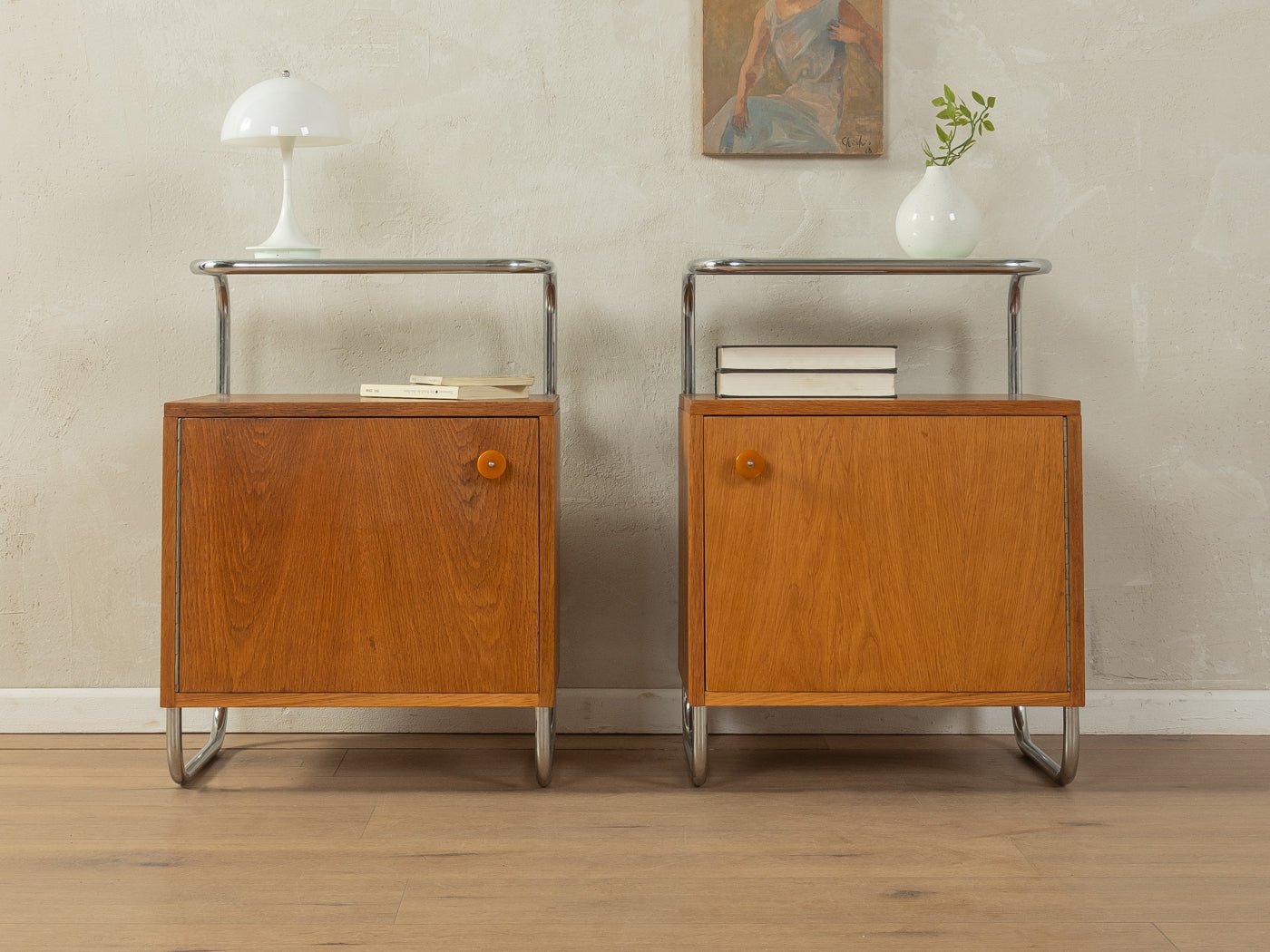 1930er Jahre Nachttische, Kovona - Mid Century Friends - Vintage - Retro - Mid Century