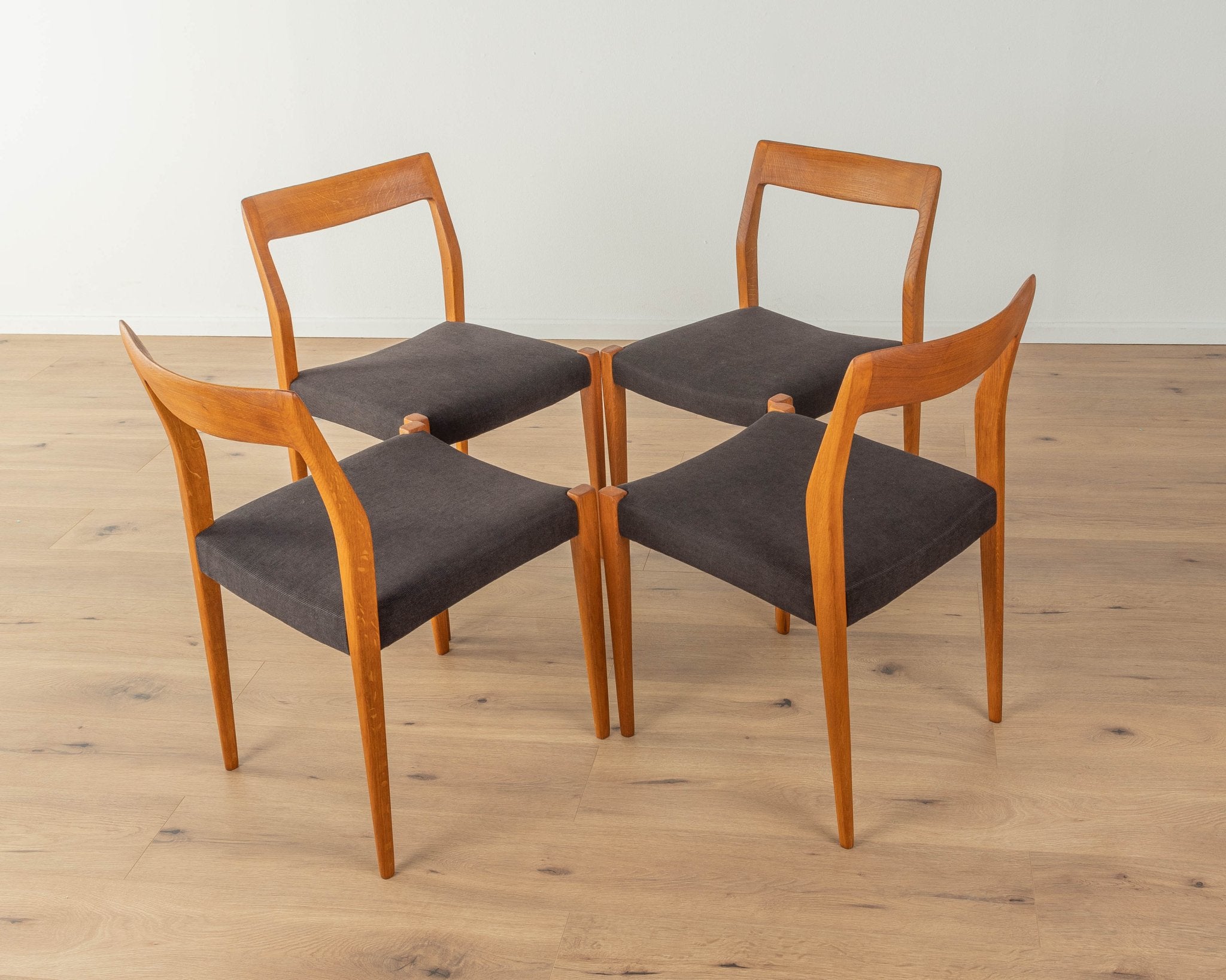 1950er Jahre Esszimmerstühle - Mid Century Friends - Vintage - Retro - Mid Century