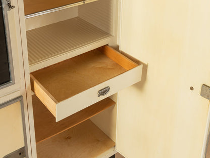 1950er Jahre Küchenschrank, Art déco Stil - Mid Century Friends - Vintage - Retro - Mid Century