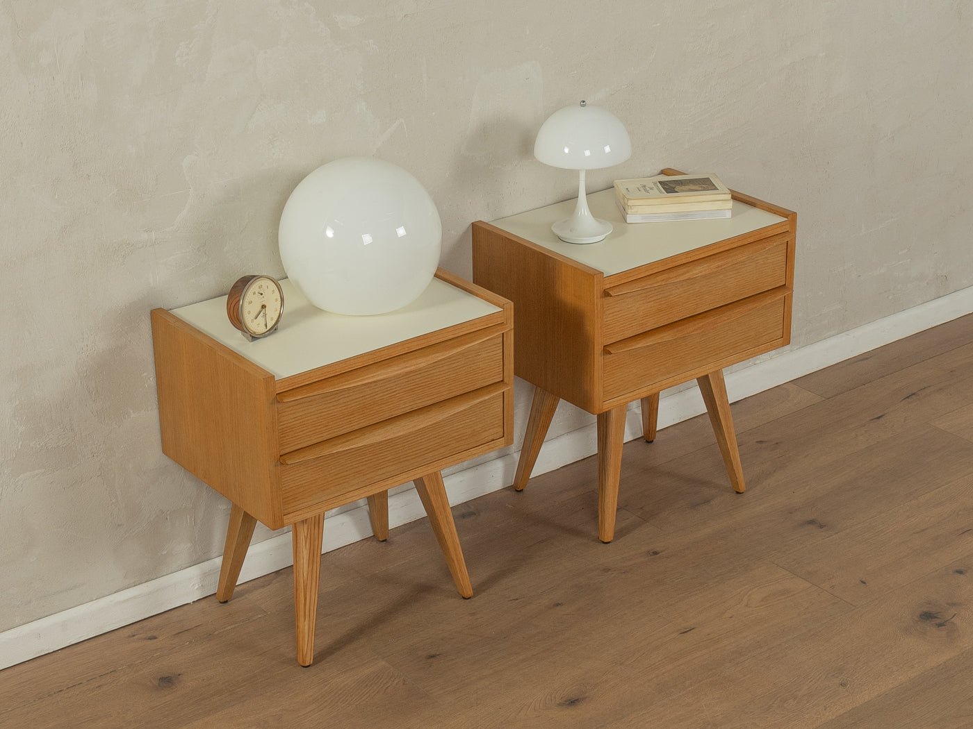 1950er Jahre Nachttische - Mid Century Friends - Vintage - Retro - Mid Century