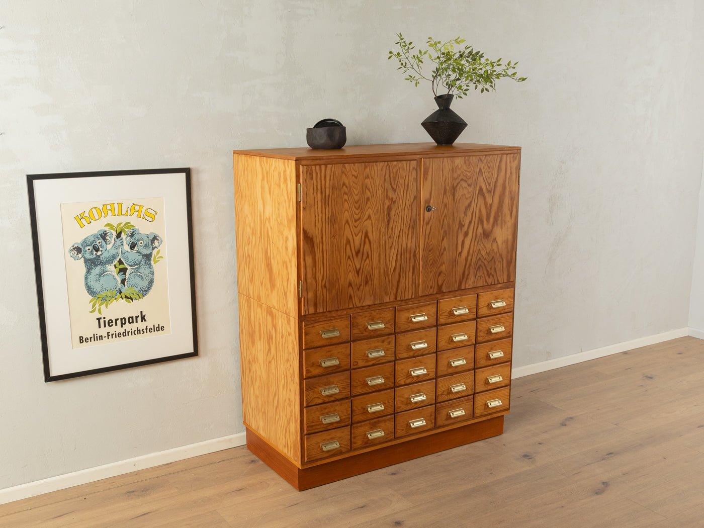 1950er Jahre Schubladenschrank - Mid Century Friends - Vintage - Retro - Mid Century