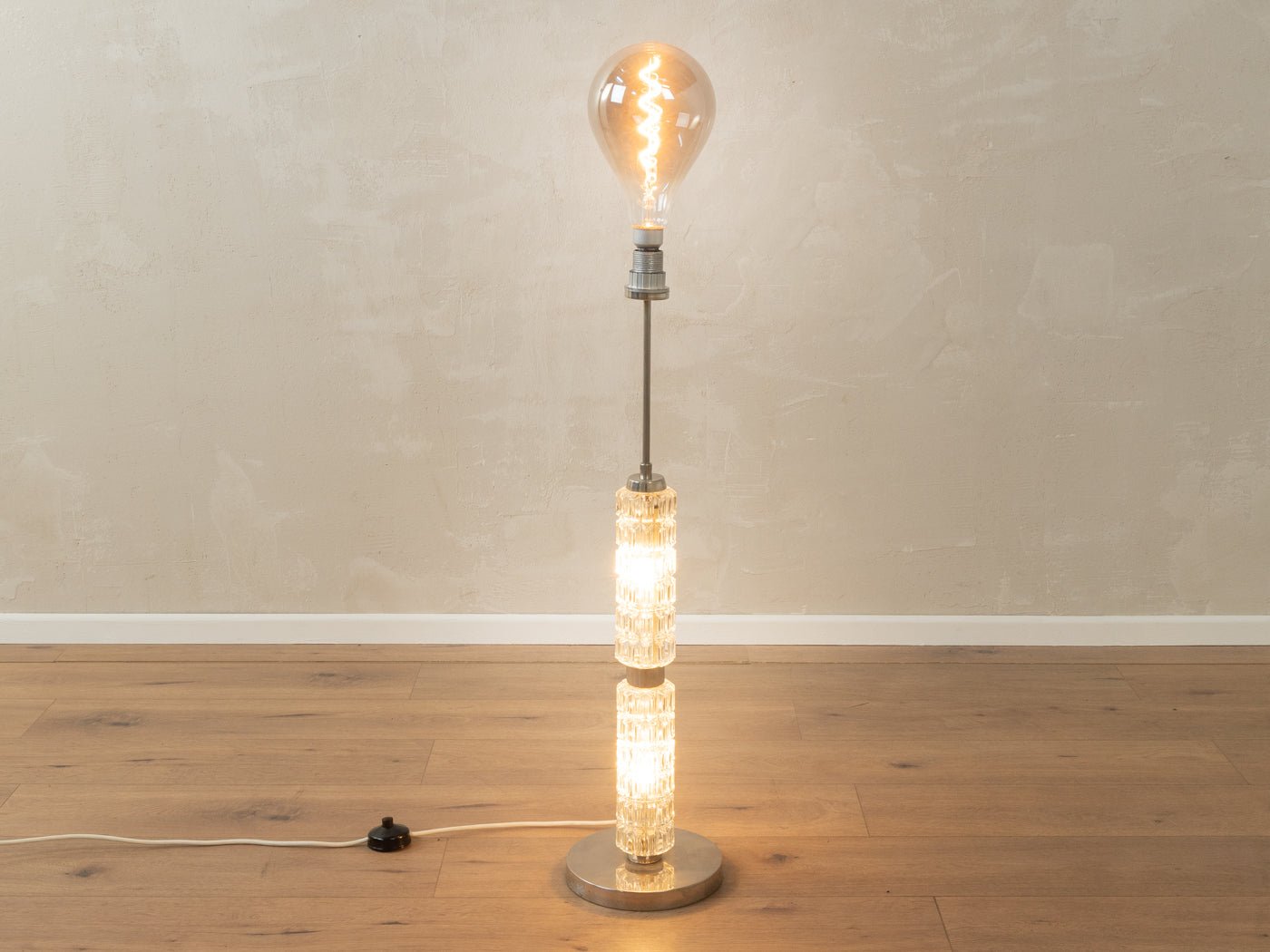 1970er Jahre Stehlampe - Mid Century Friends - Vintage - Retro - Mid Century