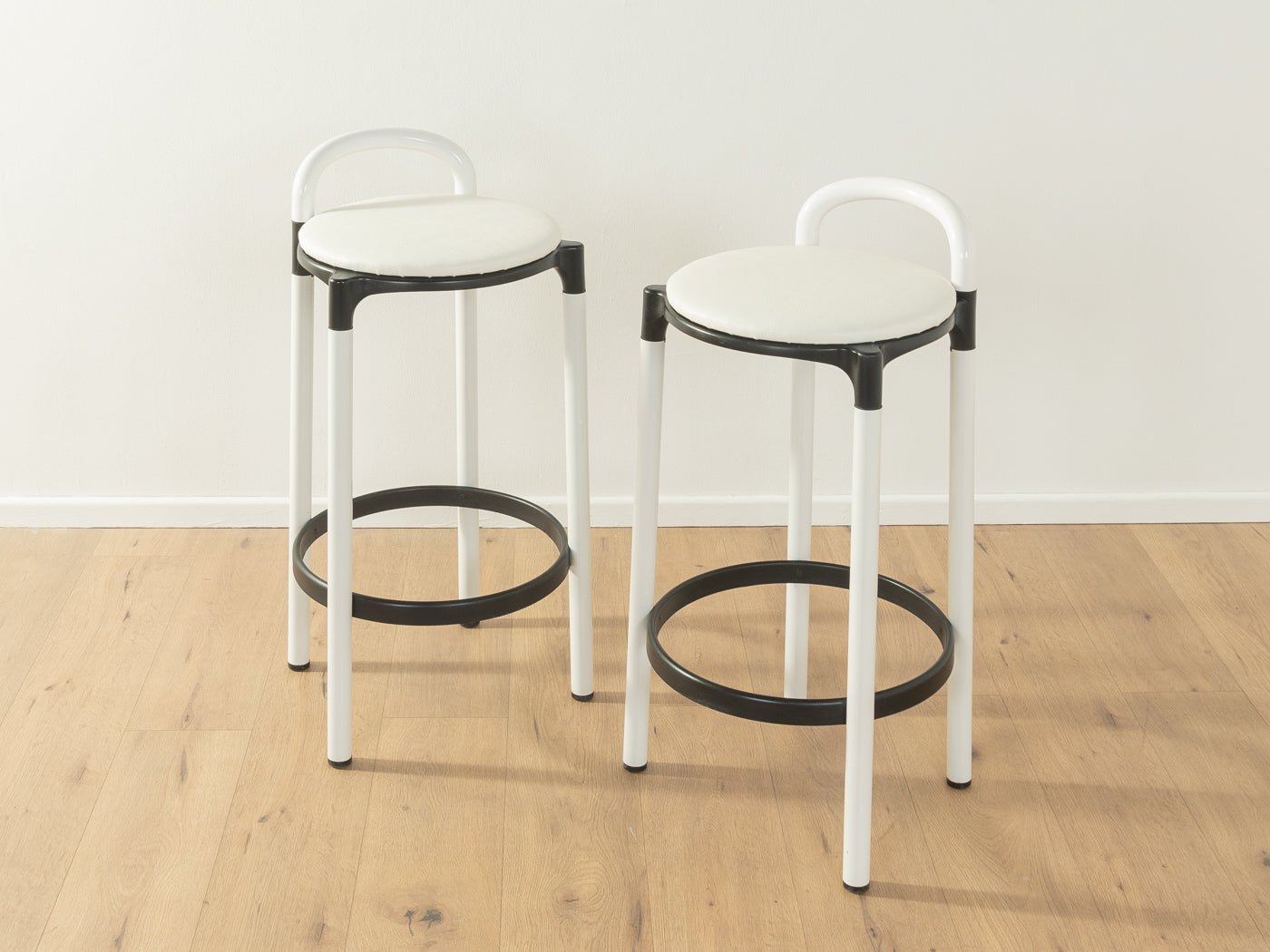 1980er Jahre Hocker, Anna Castelli Ferrieri für Kartell - Mid Century Friends - Vintage - Retro - Mid Century