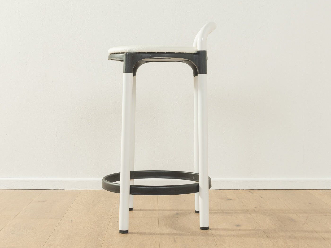 1980er Jahre Hocker, Anna Castelli Ferrieri für Kartell - Mid Century Friends - Vintage - Retro - Mid Century