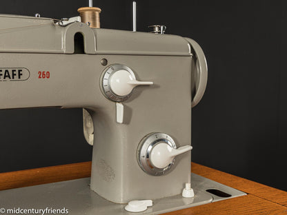 Nähmaschine Pfaff Automatic 260