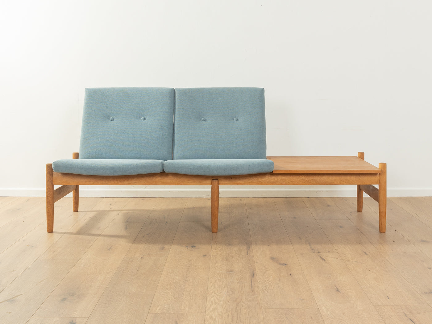 Exklusives Sofa, Gunnar Sørlie