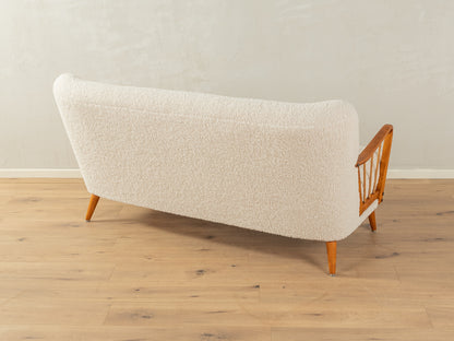 Enchanting cocktail sofa