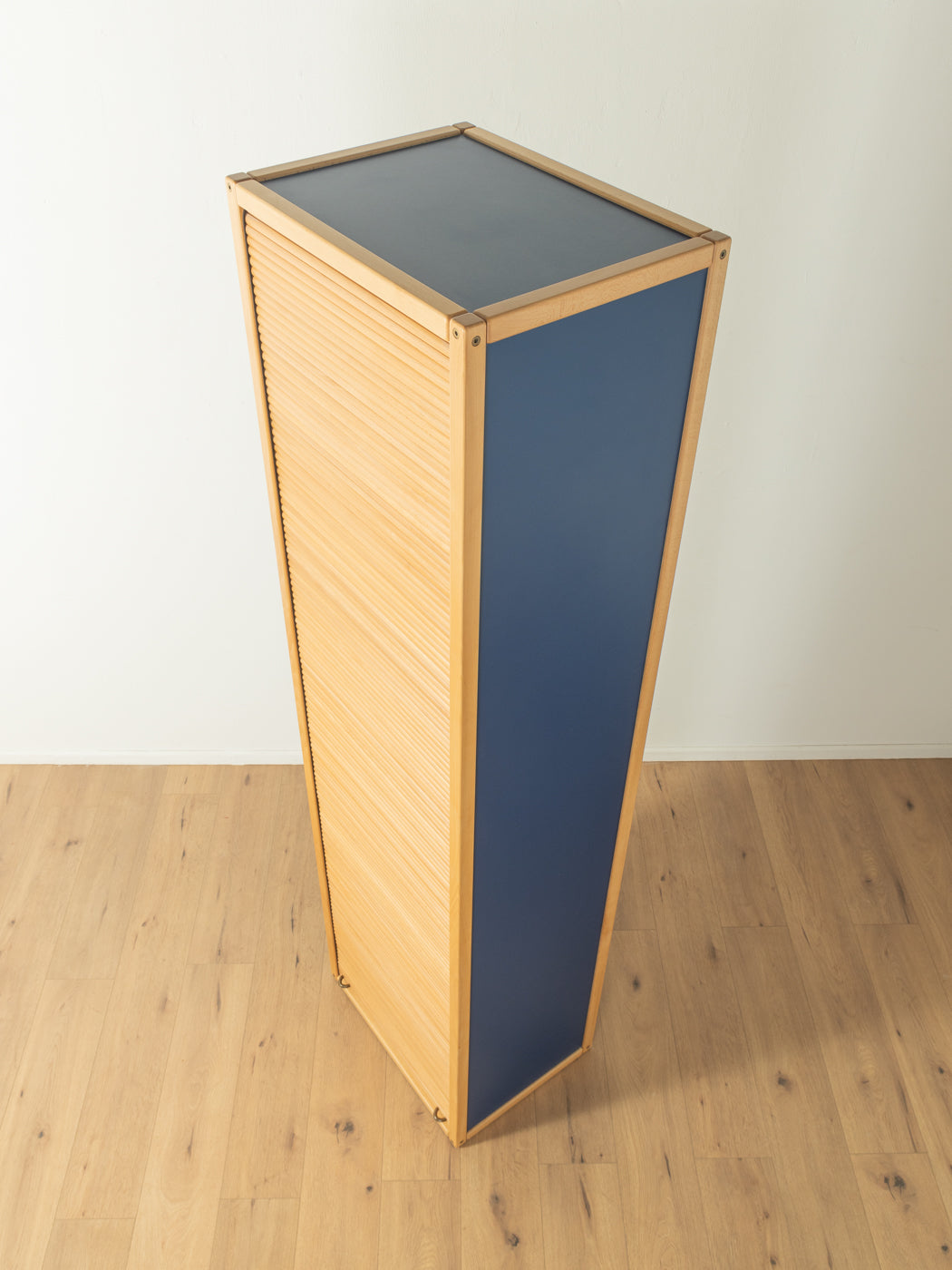 Flötotto Rolladenschrank