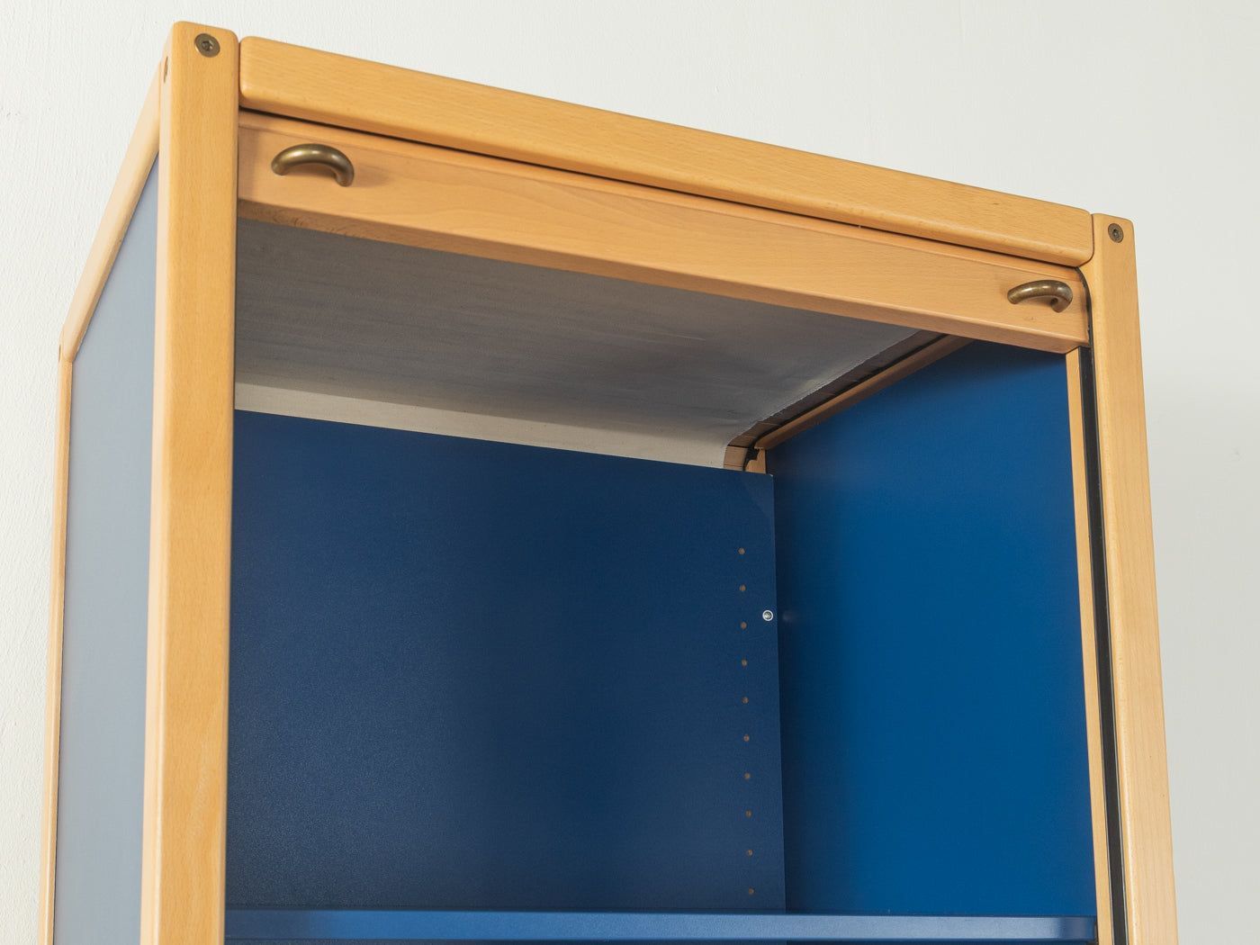 Flötotto Rolladenschrank