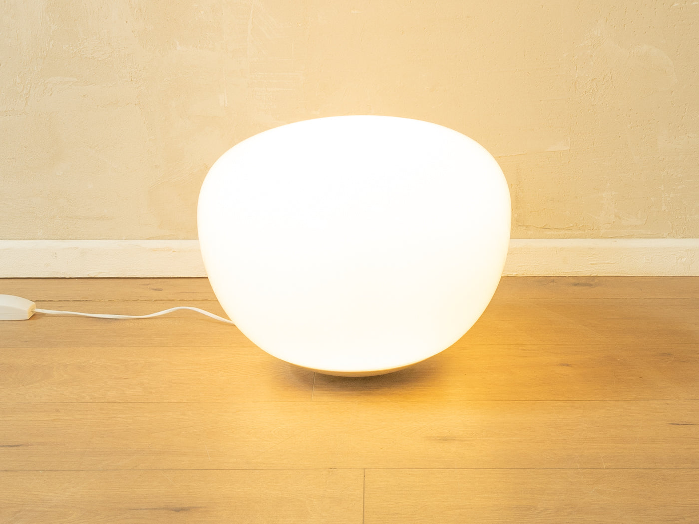 Jonisk Bodenlampe IKEA, Carl Öjerstam