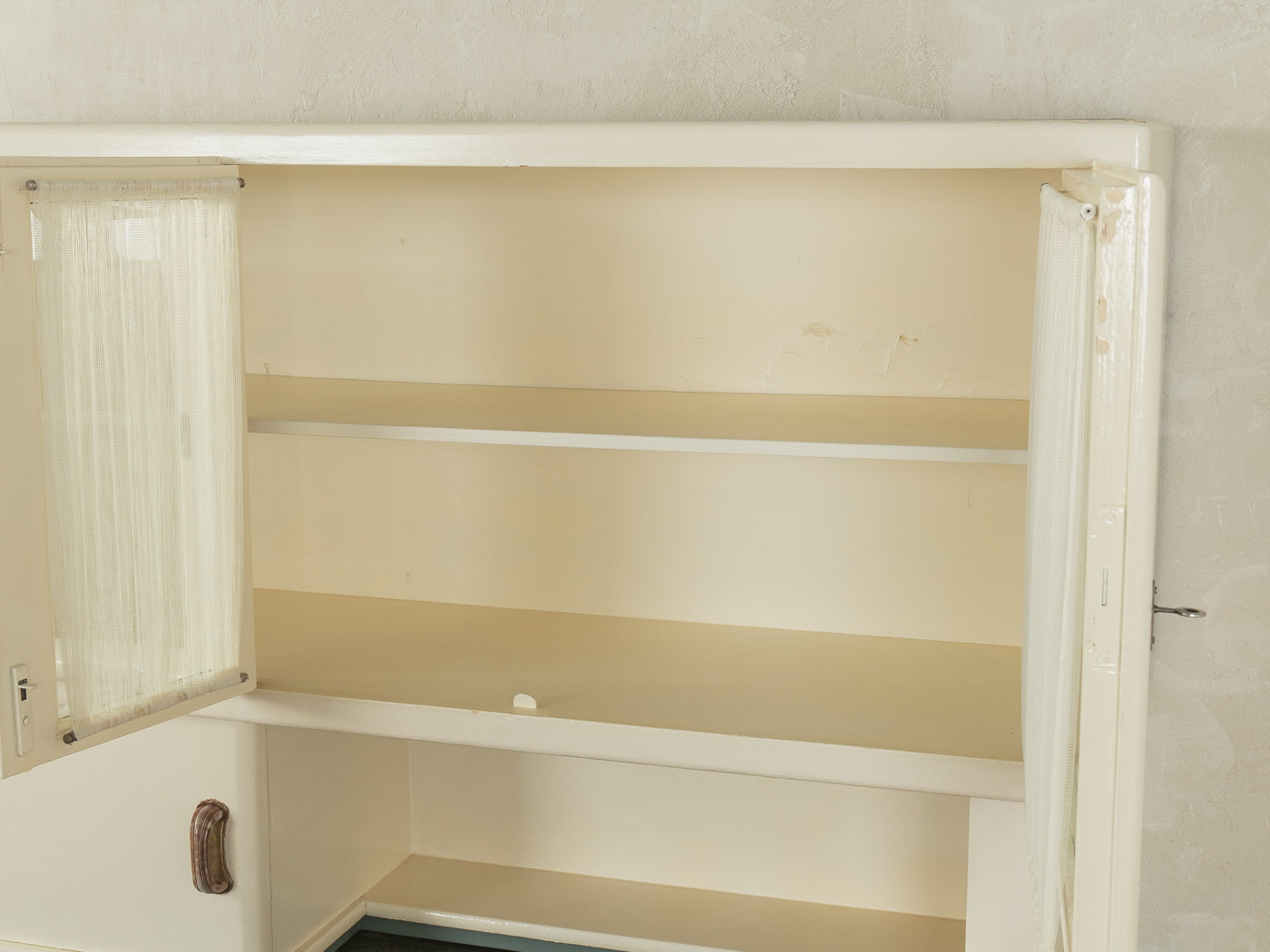 Art Déco Küchenschrank