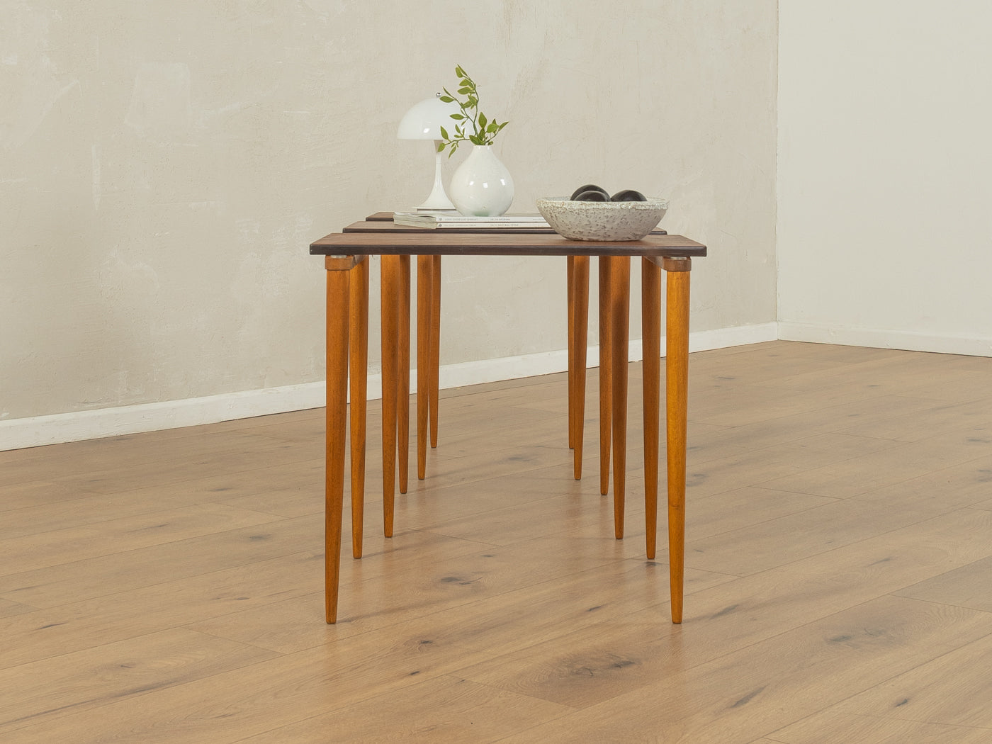 1960er Jahre Nesting tables, Opal Möbel