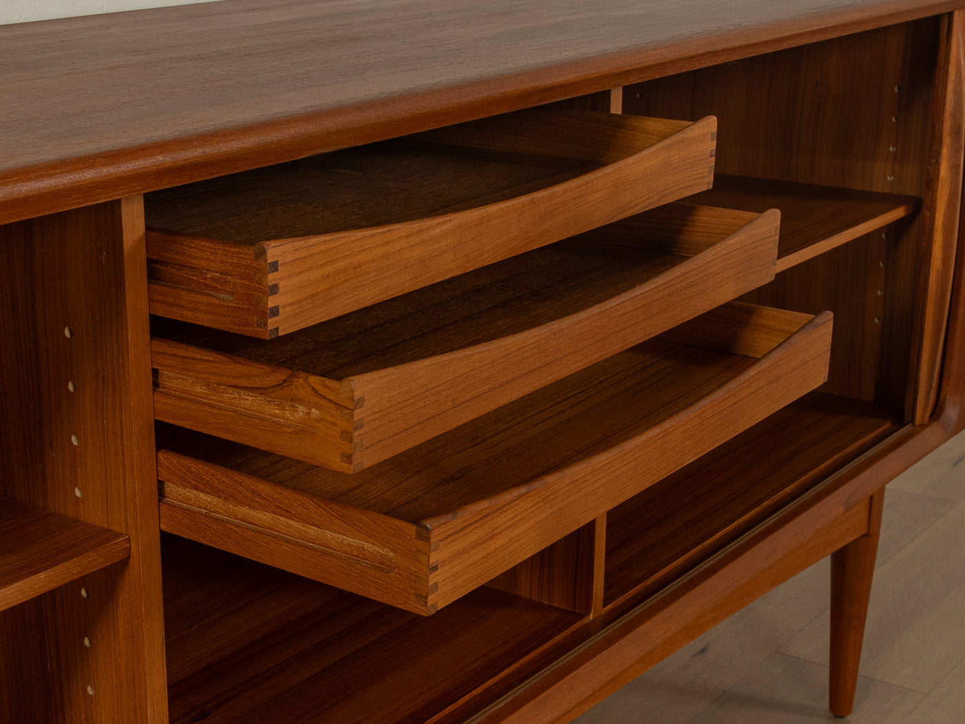 Sideboard 156, Bernhard Pedersen & Søn