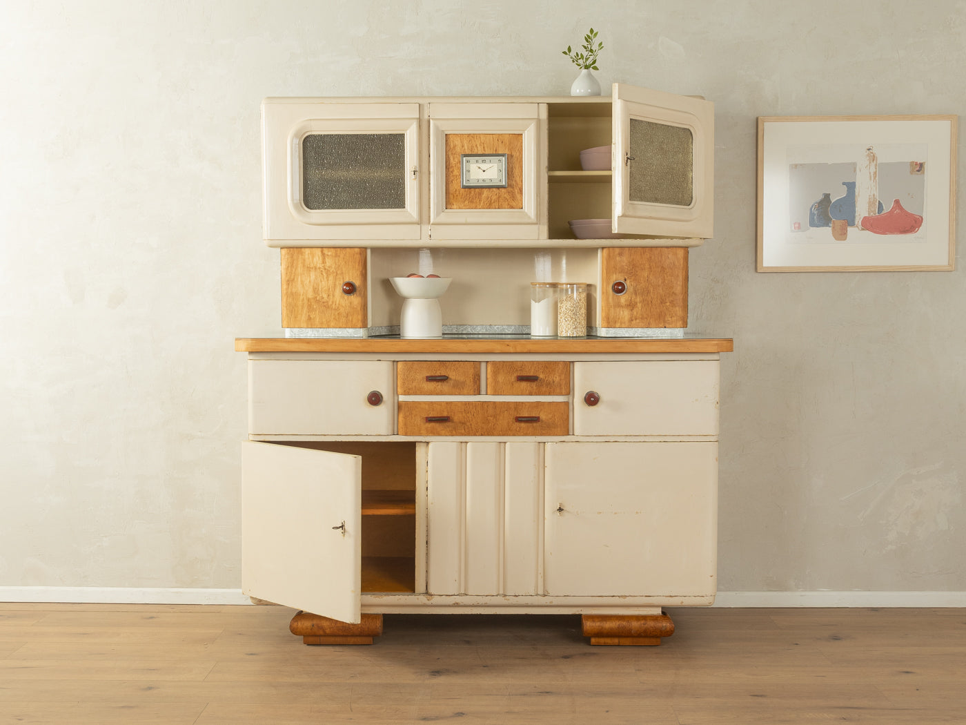 Einzigartiger Art Déco Küchenschrank
