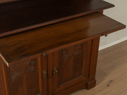 Art nouveau showcase