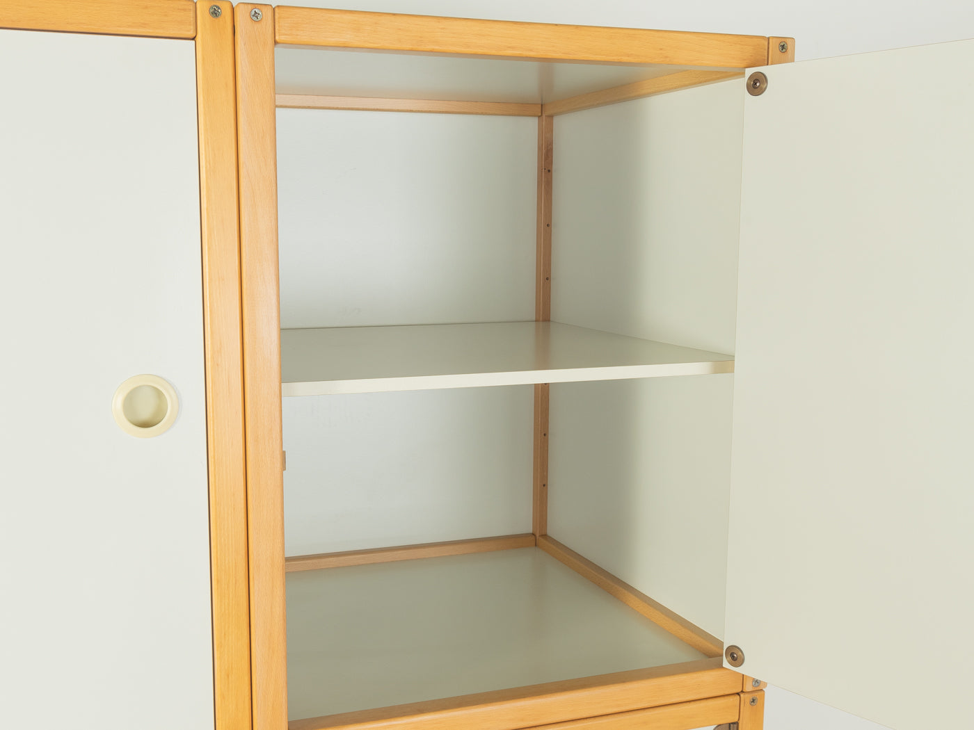 Flötotto wardrobe