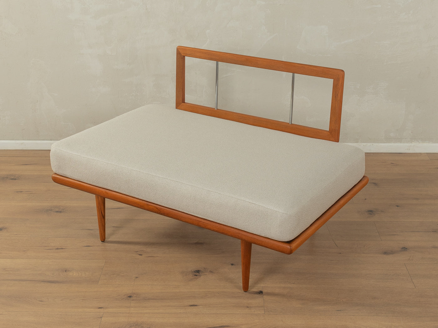 Minerva Sofa, Peter Hvidt & Orla Molgaard Nielsen